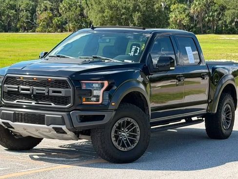 Used 2019 Ford F150 Raptor w/ Equipment Group 802A Luxury AWD/4WD image 56