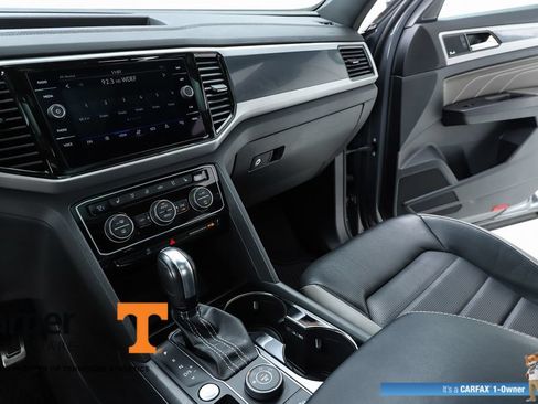 Used 2023 Volkswagen Atlas Cross Sport SEL Premium R-Line AWD/4WD image 62