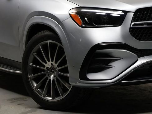 Certified 2026 Mercedes-Benz GLE 450 4MATIC image 3