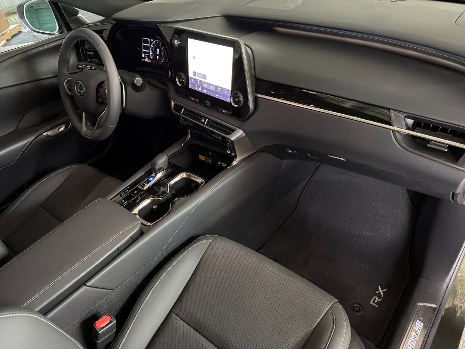 Used 2024 Lexus RX 350 FWD w/ Technology Package image 16