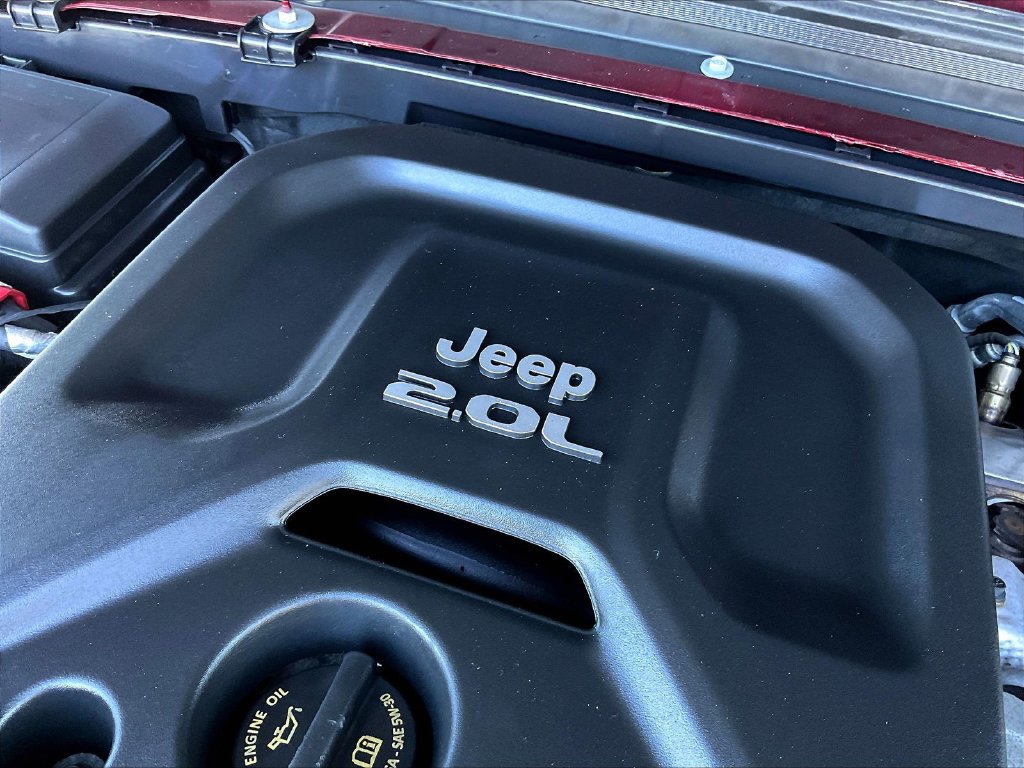 Used 2022 Jeep Wrangler Sport AWD/4WD image 29