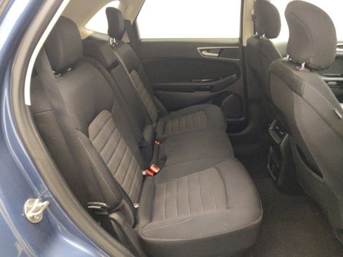 Used 2019 Ford Edge SEL image 19