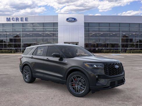 New 2026 Ford Explorer ST-Line w/ ST-Line Street Pack RWD image 7