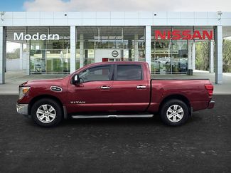 Used 2017 Nissan Titan SV RWD video 2