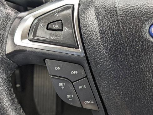 Used 2020 Ford Fusion SEL image 14