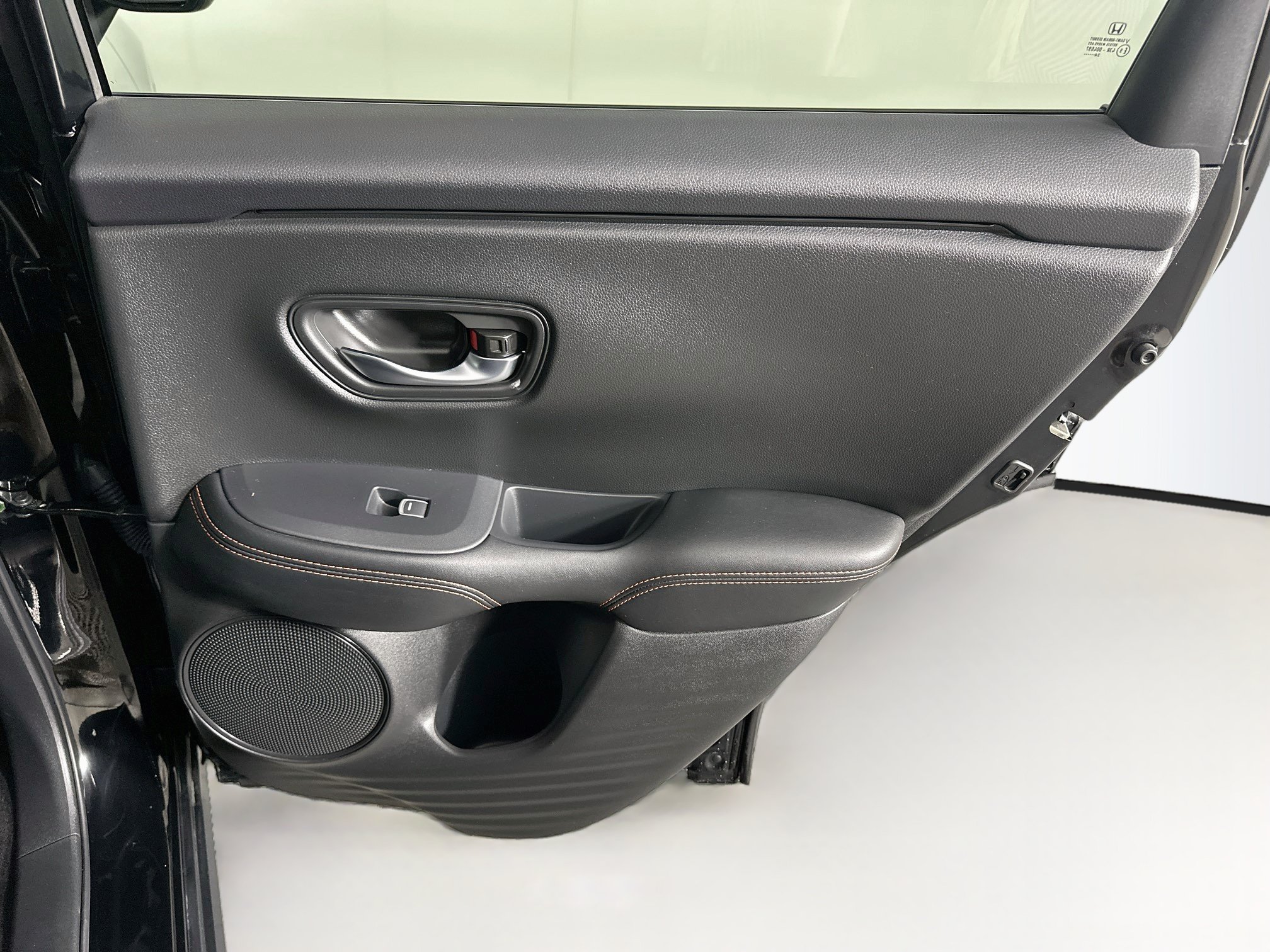 Used 2025 Honda HR-V Sport image 28
