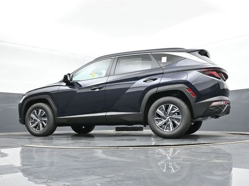 Used 2024 Hyundai Tucson Blue image 11