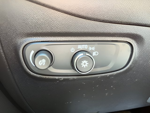 Used 2024 Chevrolet Equinox LT AWD/4WD image 14