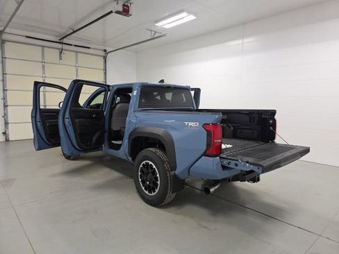 New 2026 Toyota Tacoma TRD Off-Road AWD/4WD image 14