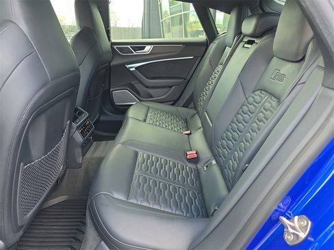 Used 2023 Audi RS 7 Sportback image 11