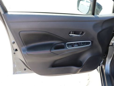 Used 2025 Nissan Versa SR w/ Trunk Package image 10