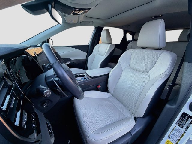 Used 2023 Lexus RX 350 Premium w/ Accessory Package (Z1) AWD/4WD image 11