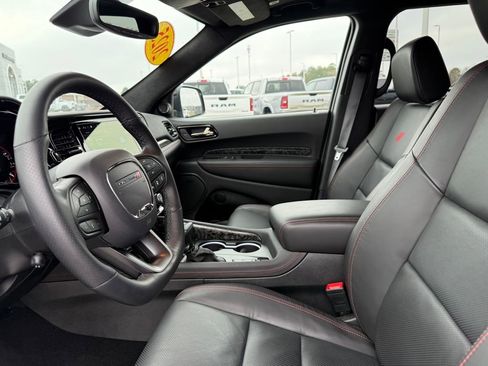 Used 2025 Dodge Durango R/T image 9