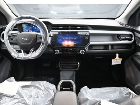 New 2027 Chevrolet Bolt RS FWD image 21
