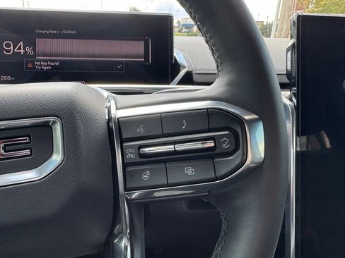 Certified 2026 GMC Sierra EV Elevation AWD/4WD image 20