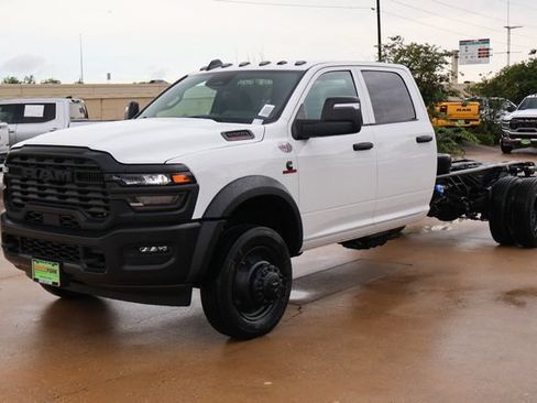 New 2026 RAM 5500 Tradesman AWD/4WD image 3