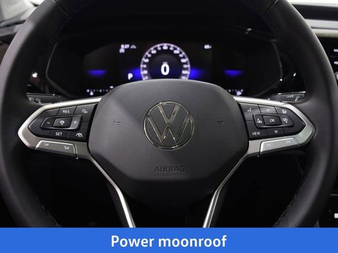 New 2024 Volkswagen Taos SE image 10