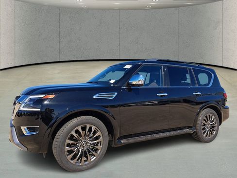 Used 2024 Nissan Armada Platinum w/ Captain's Chairs Package image 9