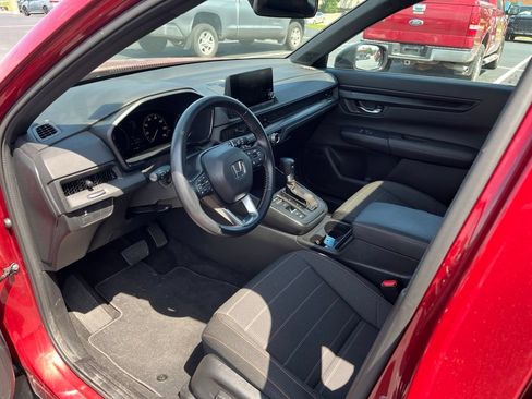 Used 2025 Honda CR-V Sport image 23