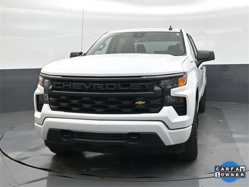 Used 2023 Chevrolet Silverado 1500 Custom image 8