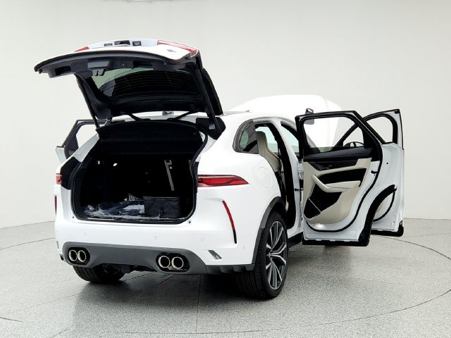 Certified 2026 Jaguar F-PACE SVR AWD/4WD image 11