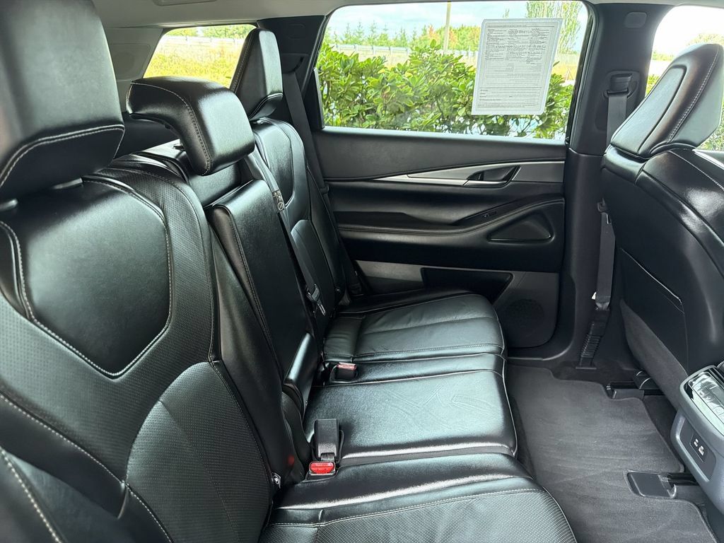 Used 2025 INFINITI QX60 Luxe AWD/4WD image 28