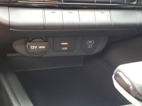 Certified 2024 Hyundai Elantra SEL FWD image 29