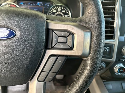 Used 2016 Ford F150 Platinum w/ Equipment Group 701A Luxury image 21