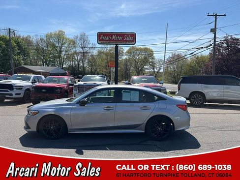 Used 2024 Honda Civic Sport image 2