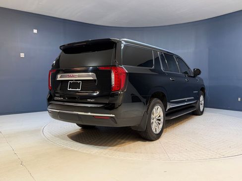 Used 2022 GMC Yukon XL SLT RWD image 9