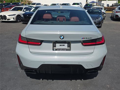 Used 2025 BMW M340i Sedan RWD image 3