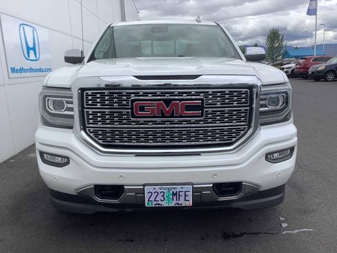 Used 2018 GMC Sierra 1500 Denali AWD/4WD image 9