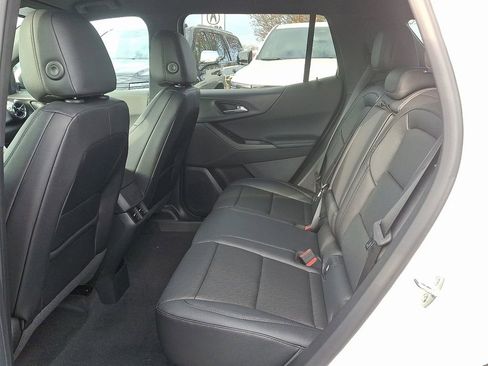 New 2026 Chevrolet Equinox LT w/ Convenience Package II image 5