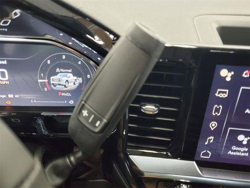 New 2026 GMC Sierra 1500 Elevation image 17