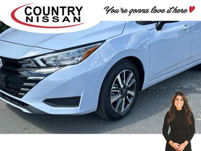 New 2025 Nissan Versa SV w/ Trunk Package