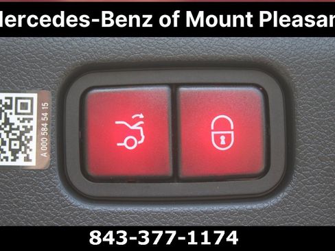 Used 2025 Mercedes-Benz E 350 4MATIC Sedan image 9