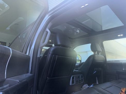 Used 2021 Ford F250 Lariat image 2