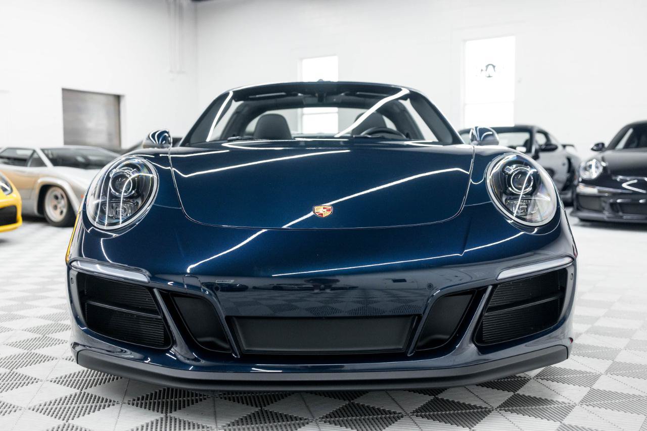 Used 2019 Porsche 911 Targa 4 GTS AWD/4WD image 9