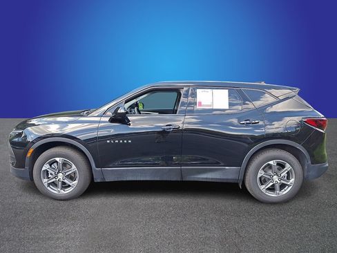Used 2025 Chevrolet Blazer LT AWD/4WD image 7
