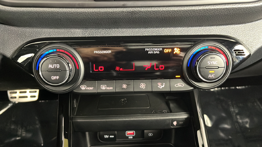 Used 2024 Kia Forte GT-Line w/ GT-Line Premium Package FWD image 32