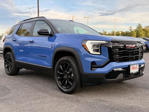 New 2026 GMC Terrain Elevation w/ Elevation Premium Package image 3