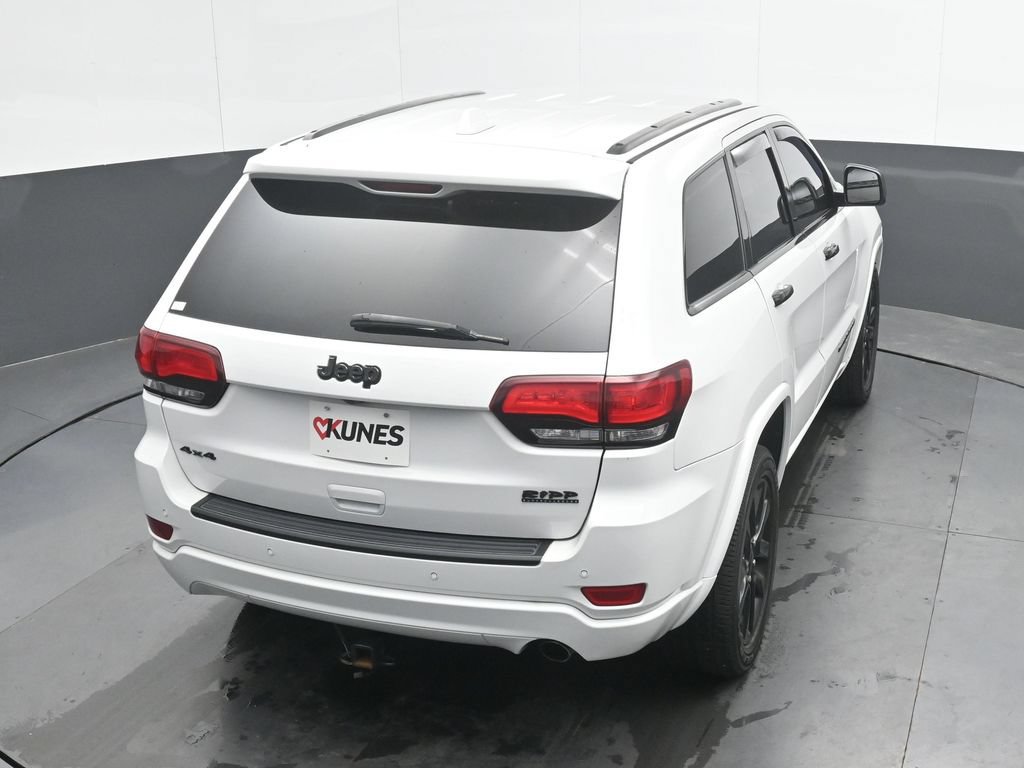 Used 2021 Jeep Grand Cherokee Laredo X AWD/4WD image 32