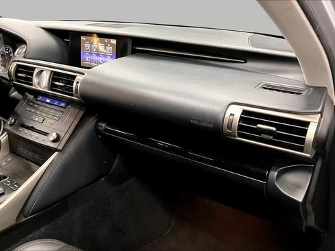 Used 2016 Lexus IS 200t w/ Navigation System Package RWD image 18