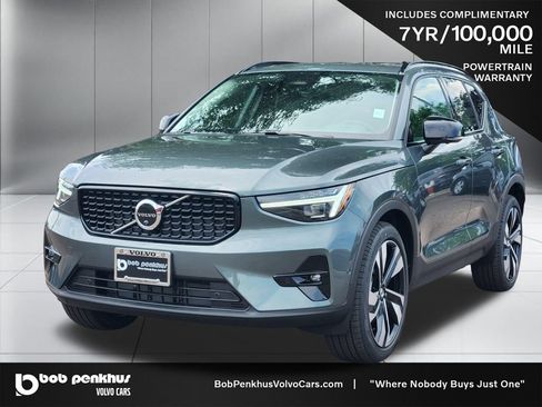 New 2026 Volvo XC40 B5 Ultra w/ Climate Package AWD/4WD image 23