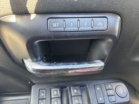 Used 2014 GMC Sierra 1500 SLT w/ SLT Crew Cab Value Package image 21