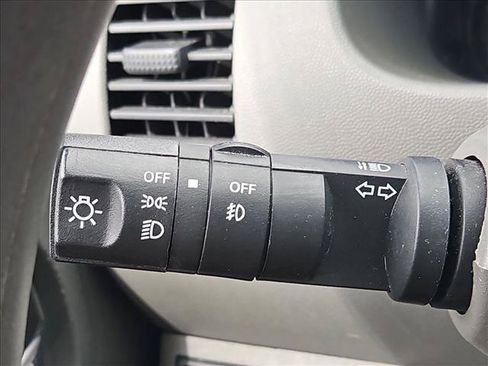 Used 2017 Nissan Frontier SV AWD/4WD image 16