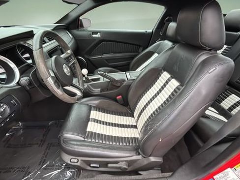 Used 2011 Ford Mustang Shelby GT500 w/ SVT Performance Pkg RWD image 18