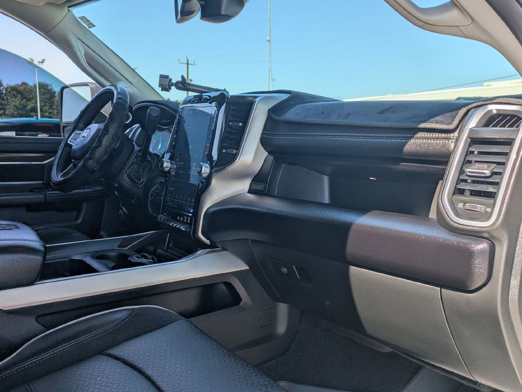 Used 2024 RAM 2500 Laramie AWD/4WD image 29