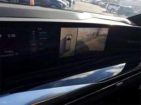 Certified 2025 Cadillac Escalade ESV Sport w/ Touring Package image 17