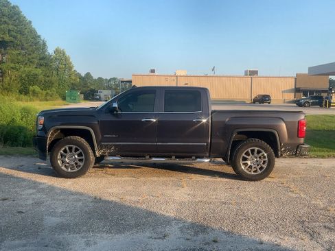Used 2014 GMC Sierra 1500 Denali w/ Driver Alert Package AWD/4WD image 7